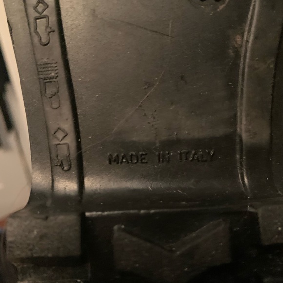 Authentic Burberry rain boots size 39 - Picture 5 of 5